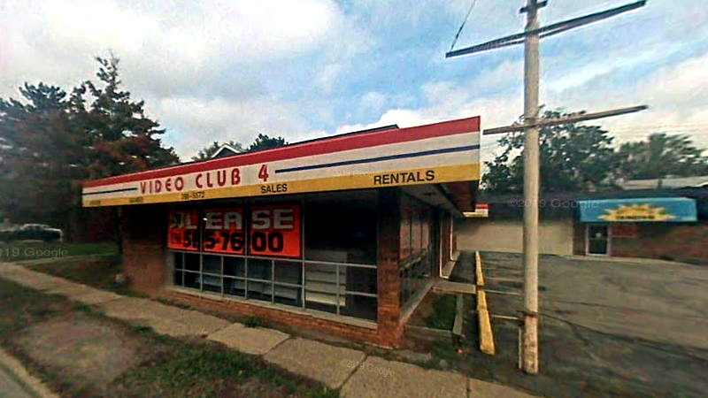 Hollywood Video - Royal Oak - 719 E 11 Mile Rd